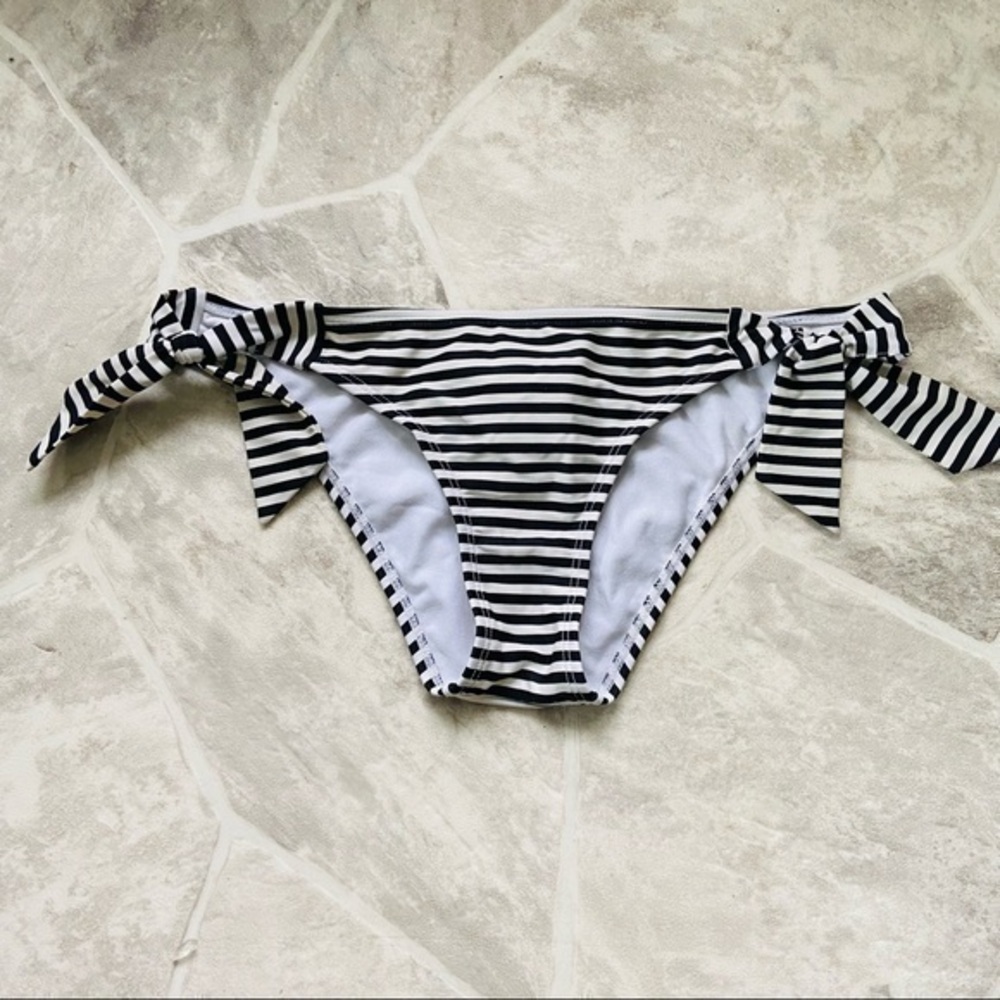 ROXY black & white striped bow tie side bikini bottoms size small
